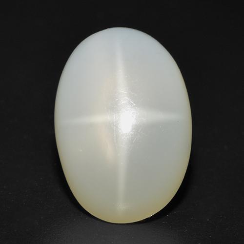 Pierre de lune étoilée blanc naturelle coupe ovale, 5,32 ct, translucide