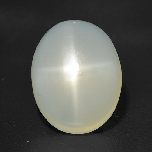Pierre de lune étoilée Blanc perle naturelle Coupe ovale, 4.59 ct, Translucide