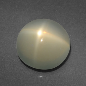 Pierre de lune étoilée crème naturelle coupe roude, 4,38 ct, translucide
