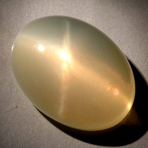 Pierre de lune étoilée orange naturelle transparent, 18,09 ct, transparent / translucide
