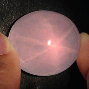 Quartz rose étoilé rose naturelle transparent, 167,45 ct, transparent / translucide