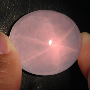 Quartz rose étoilé rose naturelle transparent, 120,50 ct, transparent / translucide