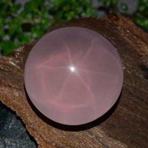 Quartz rose étoilé Rose naturelle Coupe roude, 37.91 ct, Translucide