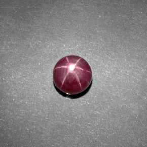 Rubis Étoilé Rouge violacé naturelle Coupe roude, 1.56 ct, Opaque
