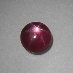 Rubis étoilé rouge naturelle coupe roude, 1,22 ct, opaque