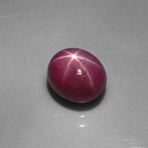 Rubis étoilé rouge naturelle coupe ovale, 1,46 ct, opaque