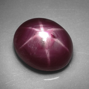 Rubis Étoilé Rouge violacé naturelle Coupe ovale, 5.50 ct, Opaque