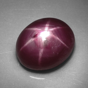 Rubis Étoilé Rouge violacé naturelle Coupe ovale, 5.50 ct, Opaque