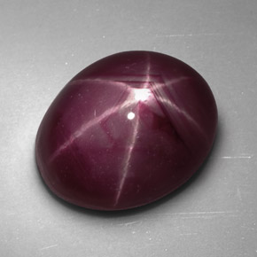 Rubis Étoilé Rouge violacé naturelle Coupe ovale, 4.71 ct, Opaque