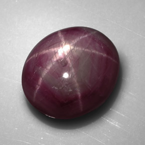 Rubis Étoilé Rouge violacé naturelle Coupe ovale, 5.76 ct, Opaque