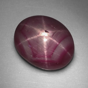Rubis Étoilé Rouge violacé naturelle Coupe ovale, 3.95 ct, Opaque