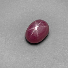 Rubis Étoilé Rouge Rosâtre naturelle Coupe ovale, 1.63 ct, Opaque