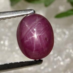 Rubis étoilé rouge naturelle coupe ovale, 2,14 ct, translucide