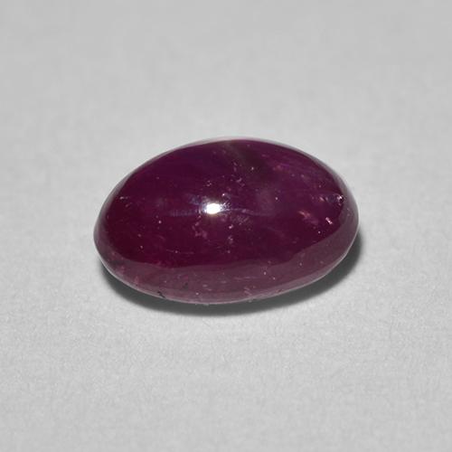 Rubis étoilé rouge naturelle coupe ovale, 0,83 ct, translucide