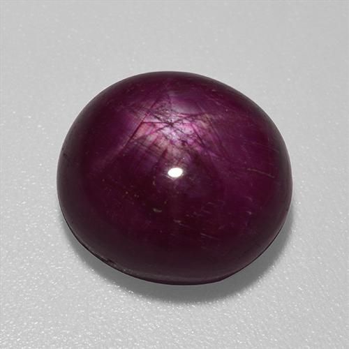 Rubis étoilé Rouge foncé naturelle ovale, 9.87 ct, Opaque