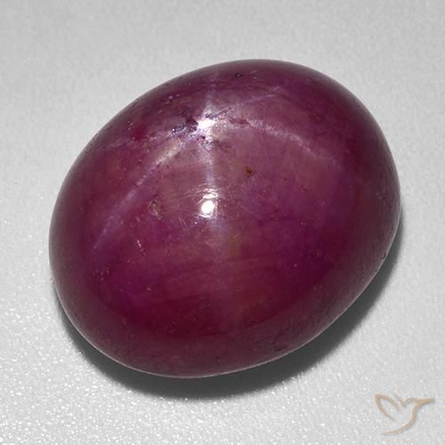Rubis Étoilé Rouge foncé naturelle Coupe ovale, 24.47 ct, Opaque
