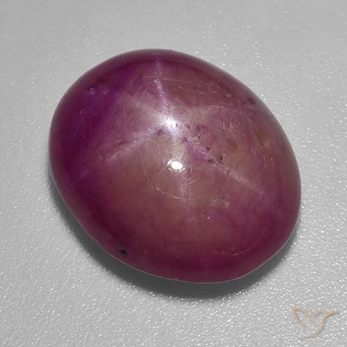 Rubis étoilé Pourpre moyen naturelle ovale, 12.28 ct, Opaque
