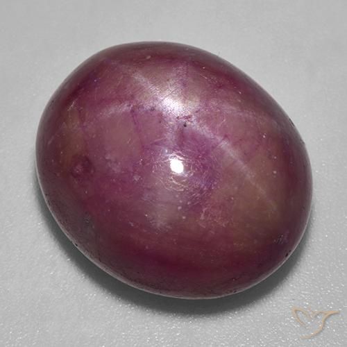 Rubis étoilé Violet rougeâtre naturelle ovale, 25.63 ct, Opaque