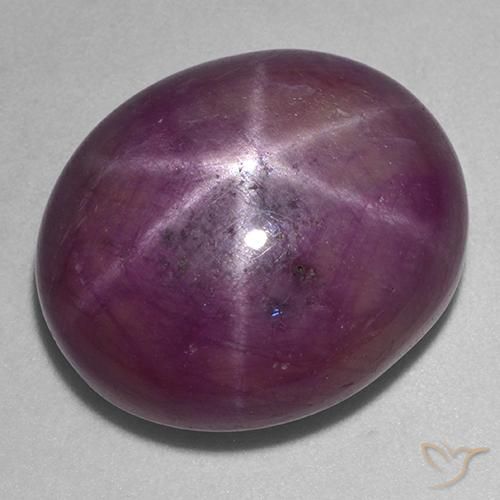 Rubis étoilé pourpre boysenberry naturelle coupe ovale, 37,20 ct, opaque