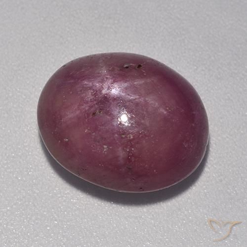 Rubis étoilé Pourpre prune naturelle ovale, 10.86 ct, Opaque