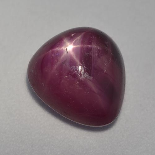 Rubis étoilé pourpre naturelle en forme de poire, 6,25 ct, opaque