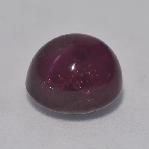 Rubis étoilé rouge naturelle coupe ovale, 7,07 ct, opaque