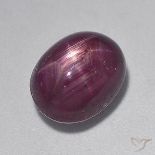 Rubis étoilé Pourpre moyen-foncé naturelle ovale, 5.53 ct, Opaque