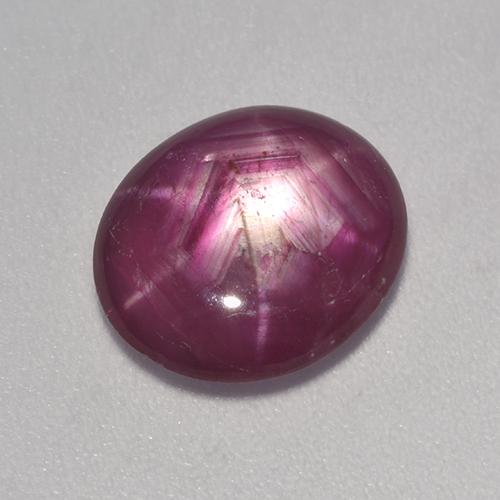 Rubis étoilé Rouge foncé naturelle ovale, 3.53 ct, Translucide