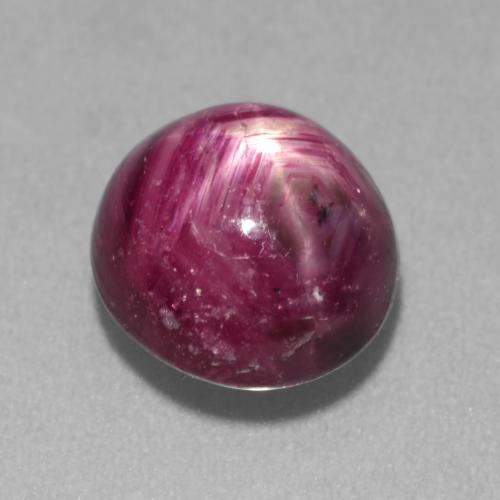 Rubis étoilé pourpre naturelle coupe ovale, 4,11 ct, translucide