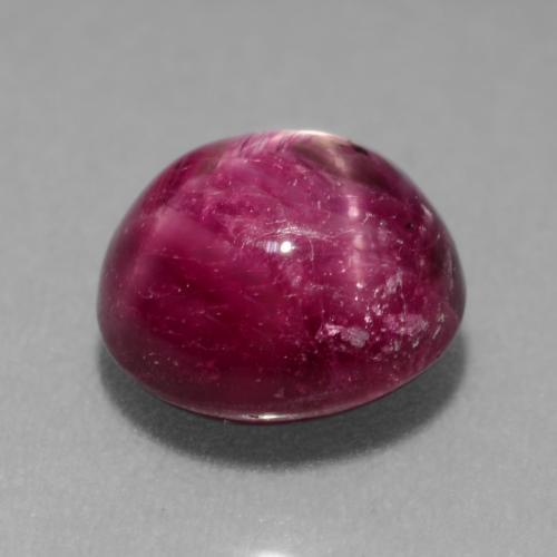 Rubis étoilé pourpre naturelle coupe ovale, 4,11 ct, translucide