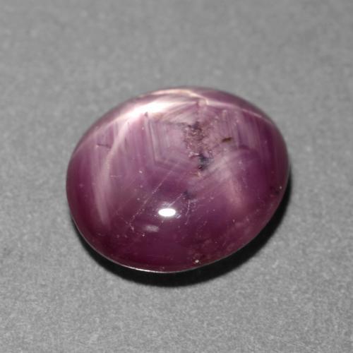 Rubis étoilé pourpre naturelle coupe ovale, 1,83 ct, translucide