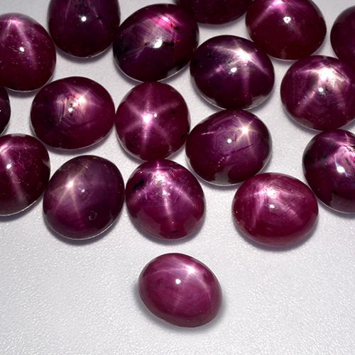 Rubis Étoilé Rouge framboises naturelle Coupe ovale, 3.48 ct, Opaque