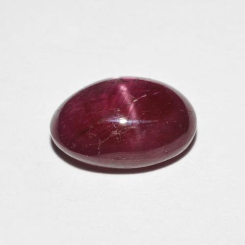 Rubis Étoilé Rouge foncé naturelle Coupe ovale, 4.29 ct, Opaque