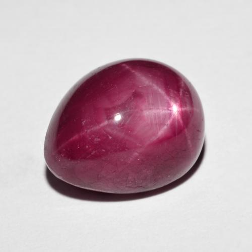 Rubis étoilé rouge naturelle en forme de poire, 9,64 ct, opaque