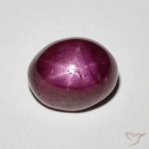 Rubis Étoilé Rouge foncé naturelle Coupe ovale, 4.06 ct, Opaque