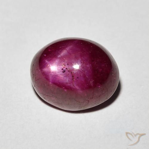 Rubis Étoilé Rouge foncé naturelle Coupe ovale, 4.06 ct, Opaque
