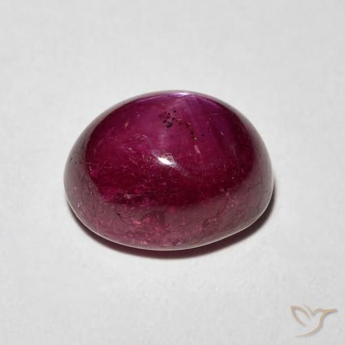Rubis Étoilé Rouge foncé naturelle Coupe ovale, 4.06 ct, Opaque