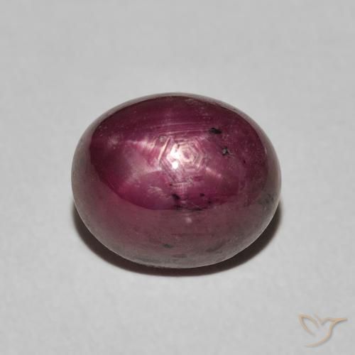 5.56ct Naturel Violet rougeâtre Rubis étoilé, ovale, Opaque