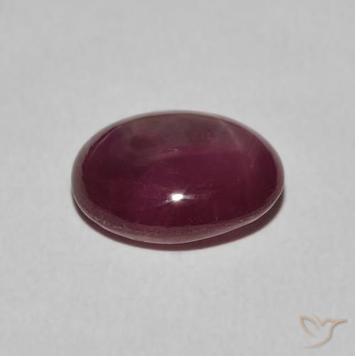 Rubis étoilé Medium Dark-Purple naturelle ovale, 3.94 ct, Opaque