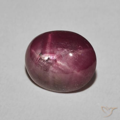 Rubis étoilé Magenta grisâtre naturelle ovale, 3.85 ct, Opaque