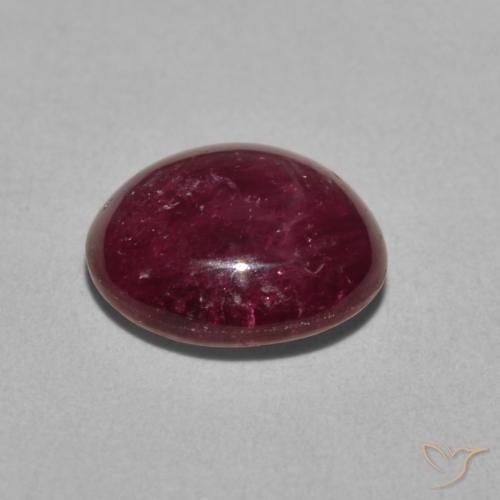 Rubis étoilé Violet rougeâtre naturelle ovale, 4.15 ct, Opaque