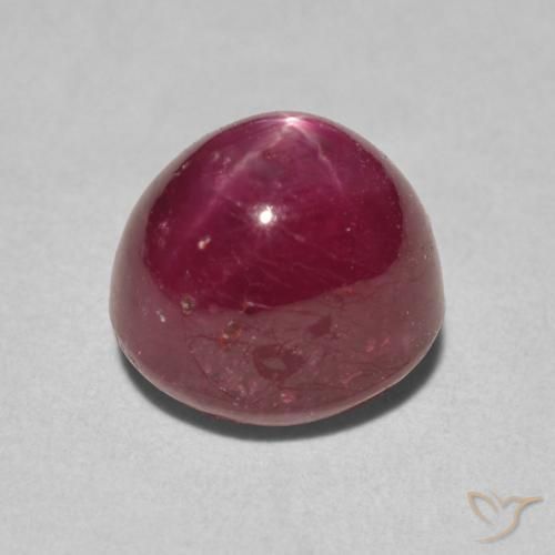 Rubis étoilé Rouge foncé naturelle ovale, 5.15 ct, Opaque
