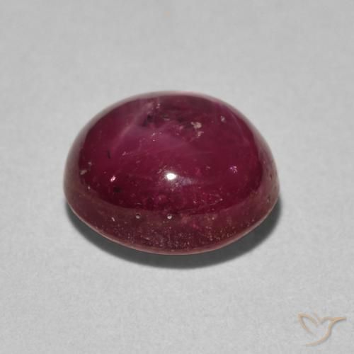 Rubis étoilé Cramoisi profond naturelle ovale, 4.24 ct, Opaque