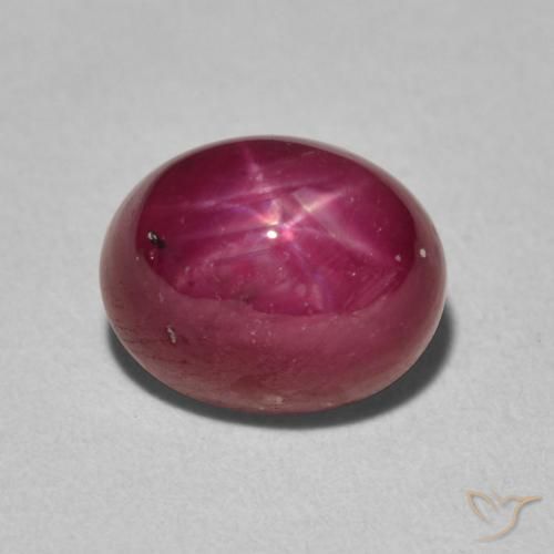4.69ct Naturel Rouge foncé Rubis étoilé, ovale, Opaque