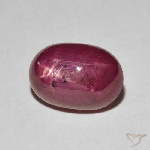 Rubis étoilé Rouge confiture naturelle ovale, 3.84 ct, Opaque
