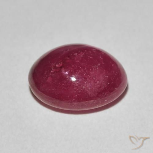 Rubis étoilé Rouge confiture naturelle ovale, 3.66 ct, Opaque