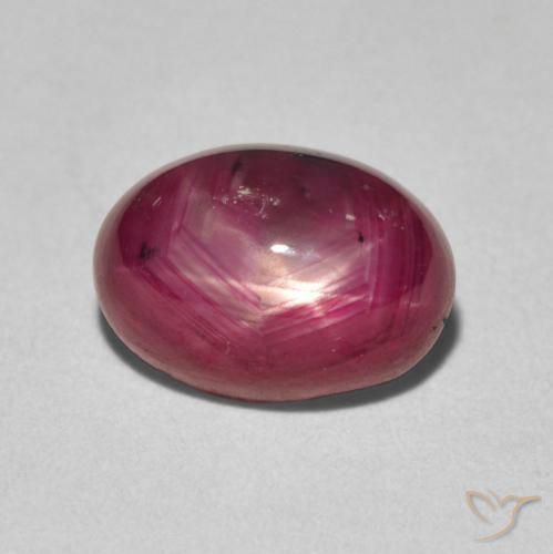 3.77ct Naturel Rouge foncé Rubis étoilé, ovale, Opaque