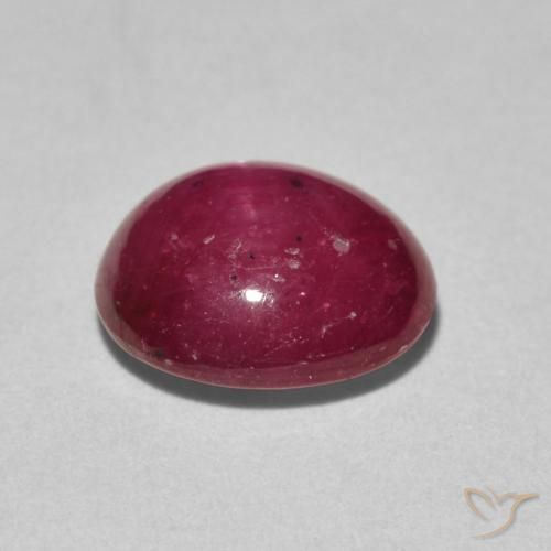 Rubis étoilé Cramoisi profond naturelle ovale, 3.59 ct, Opaque