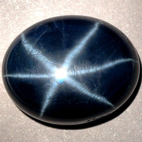 Saphir Étoilé Bleu foncé naturelle Coupe ovale, 9.13 ct, Opaque