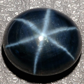 Saphir étoilé bleue naturelle coupe ovale, 12,43 ct, translucide